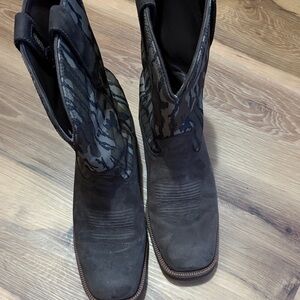 Tecovas Black Leather Boots